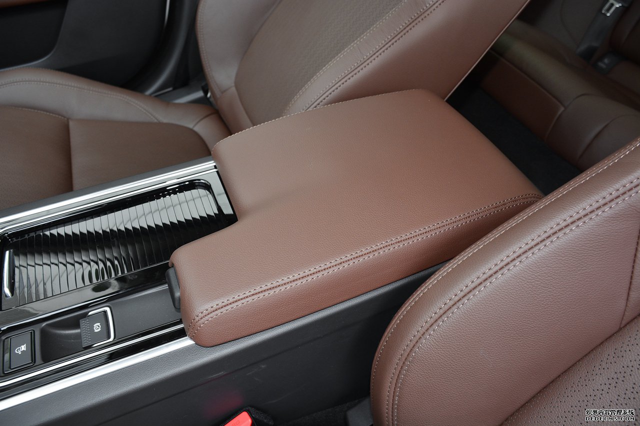 4月捷豹XFL车主口碑解析